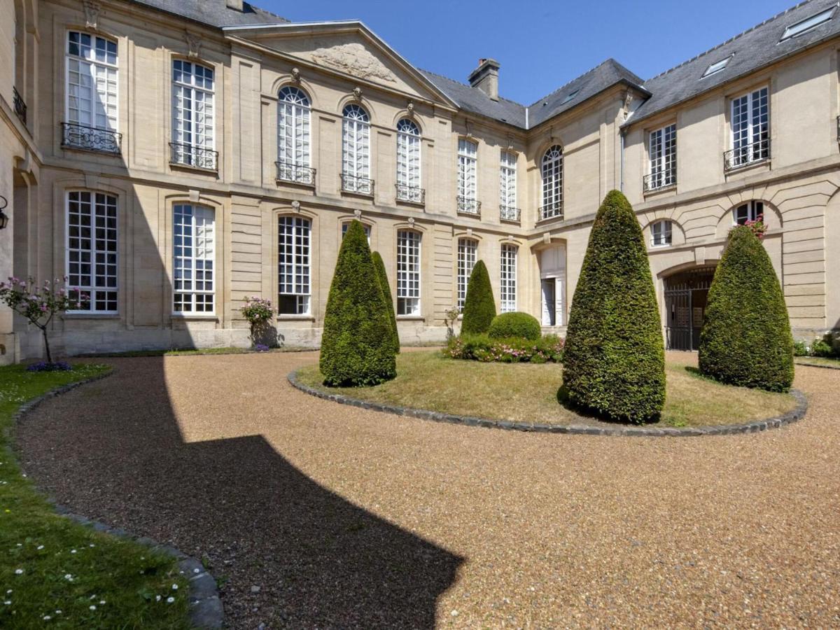 Heritage Apartment In Bayeux Near Museum Of Art Esterno foto