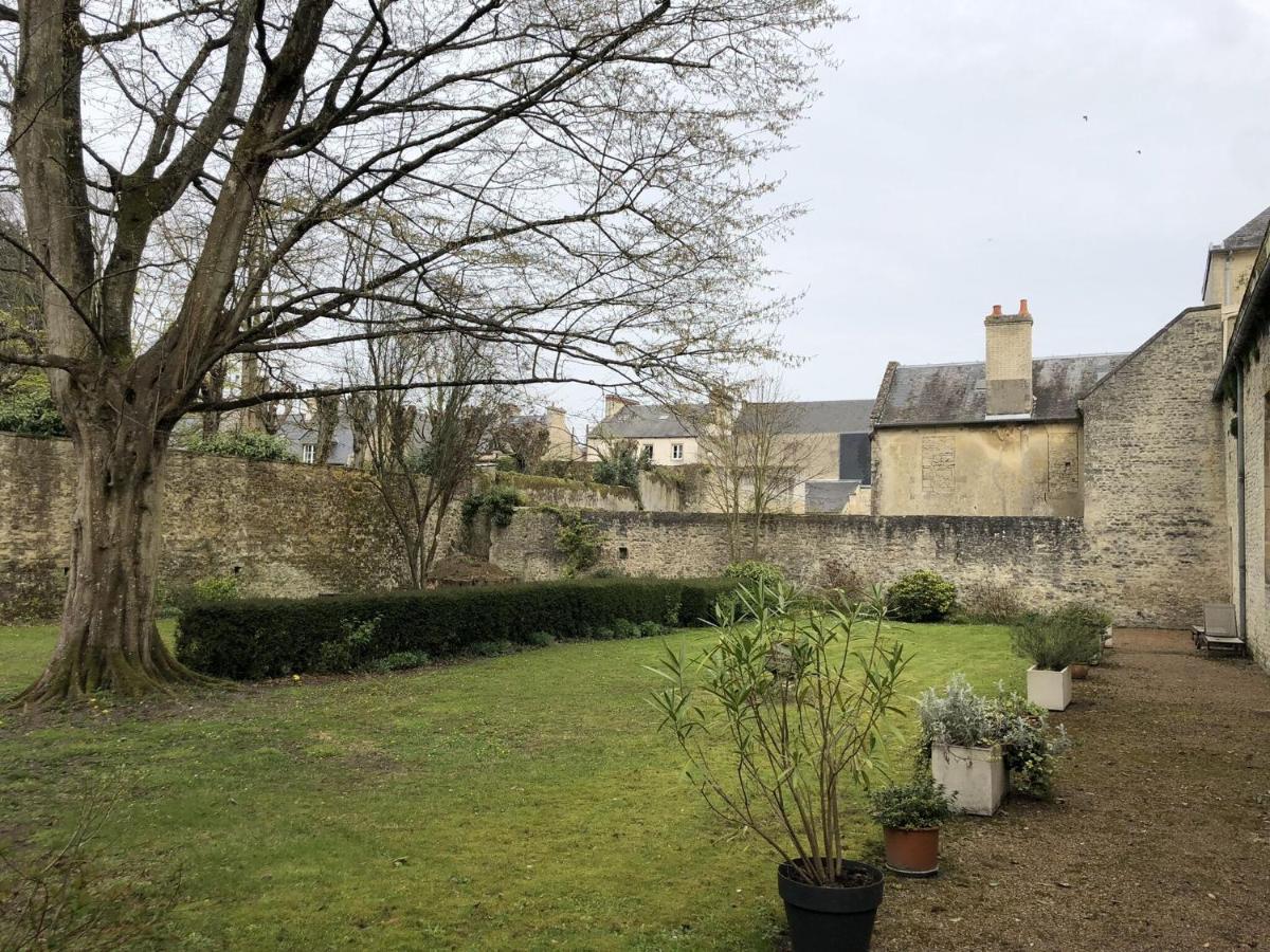 Heritage Apartment In Bayeux Near Museum Of Art Esterno foto